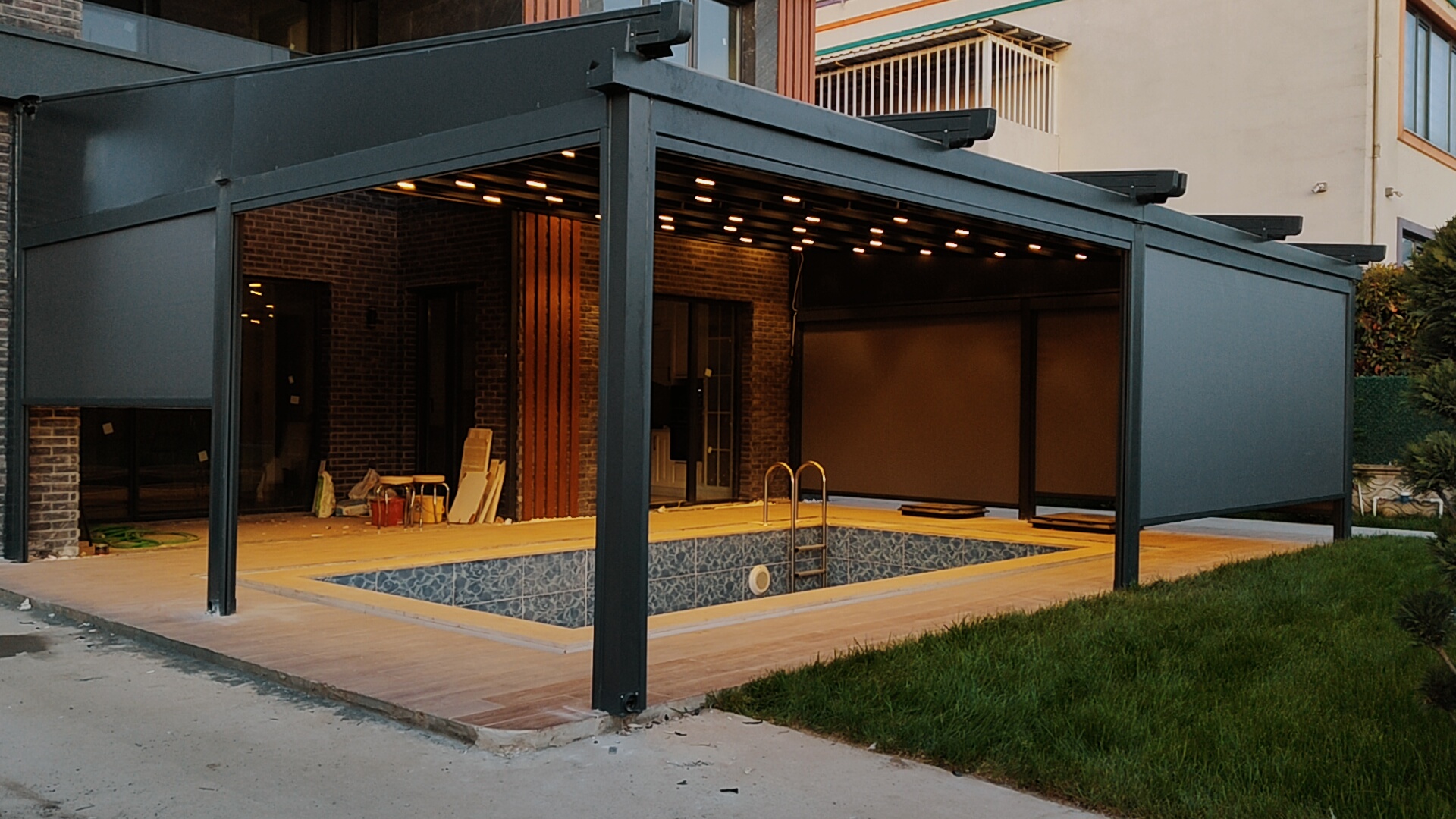 Emre Bey Havuz Üstü Kapatma Projesi